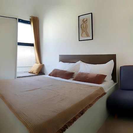 Bindi Apartment Himare Ngoại thất bức ảnh